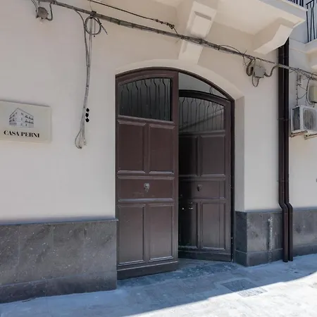 Guesthost - Casa Perni