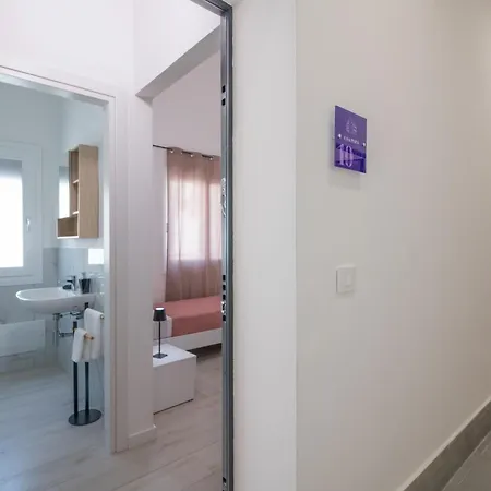 Guesthost - Casa Perni Apartment