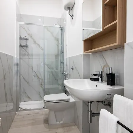 Guesthost - Casa Perni Apartment *